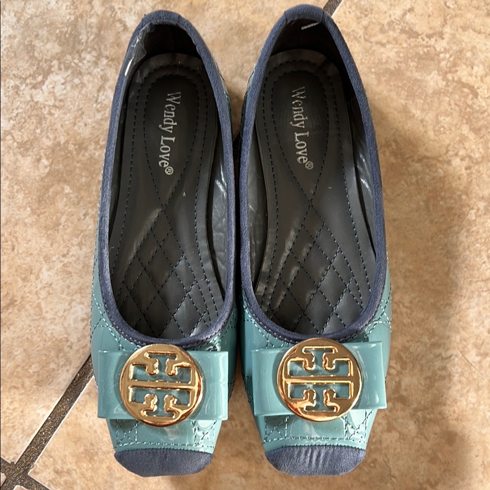 Windy love Women's Blue Flats with Gold Accent - Picture 1 of 13